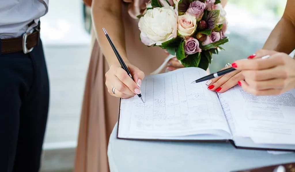 Ile osób na ślubie cywilnym? Odkryj ważne limity uczestników