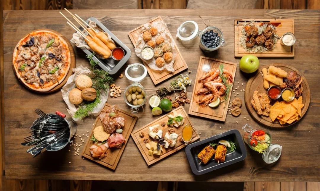 Czym zaskoczyć gości na obiedzie? Oryginalne przepisy i pomysły