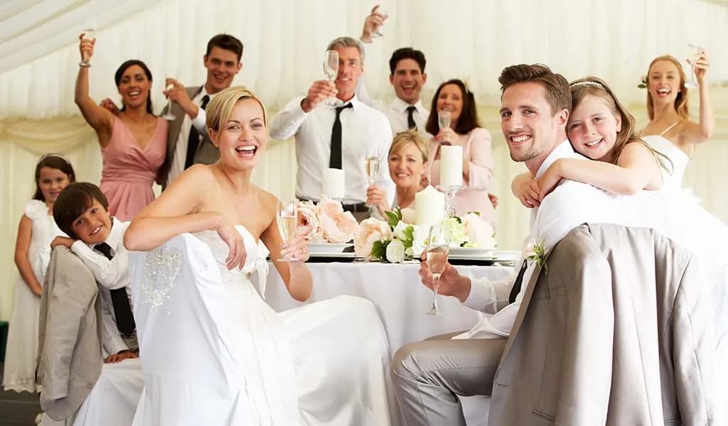 Jak dobrze bawić się samemu na weselu i cieszyć się każdą chwilą